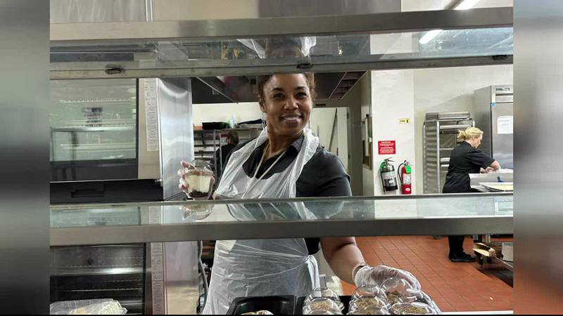 MacArthur Principal helps out short-staffed cafeteria